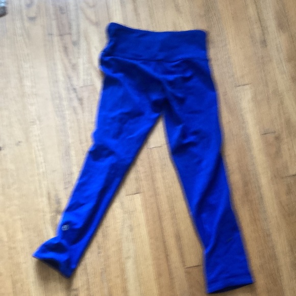 Wunder Under Crop Reversible Emerald Blue/ Sapphire Blue - Picture 2 of 5